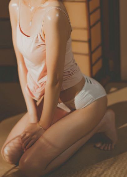 女王早晨叫我喝他的尿_BD国语在线视频播放