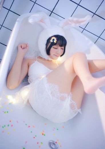 后进极品白嫩翘臀美女视频_高清在线观看高清