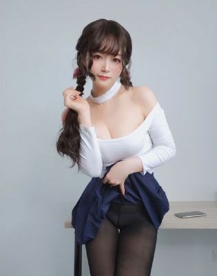 品尝放纵老妇的肉体_BD高清电影在线